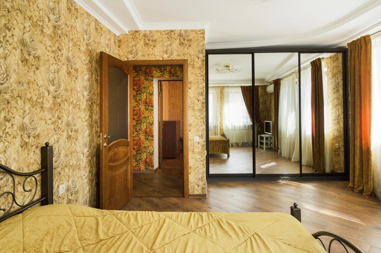 Deribasovskay Street Apartments Odessa Ngoại thất bức ảnh