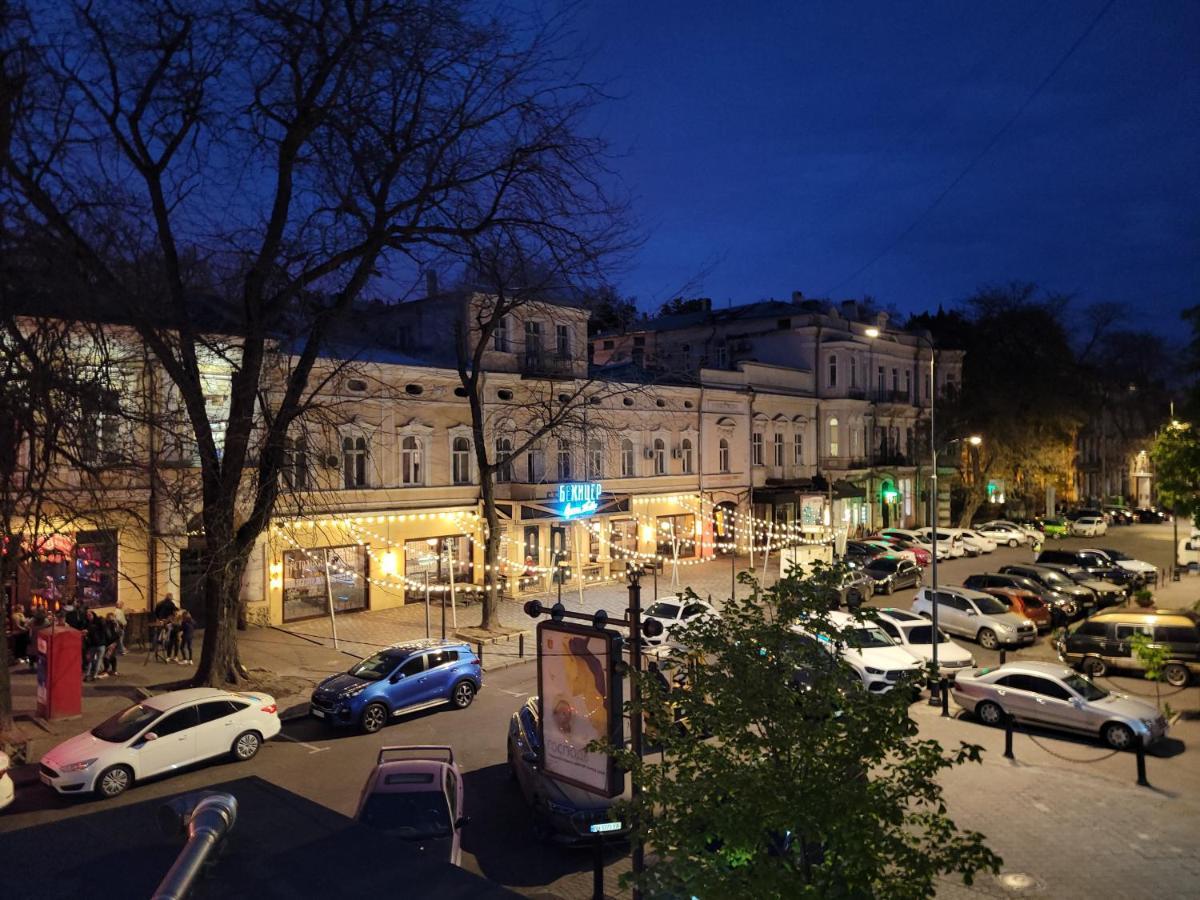 Deribasovskay Street Apartments Odessa Ngoại thất bức ảnh